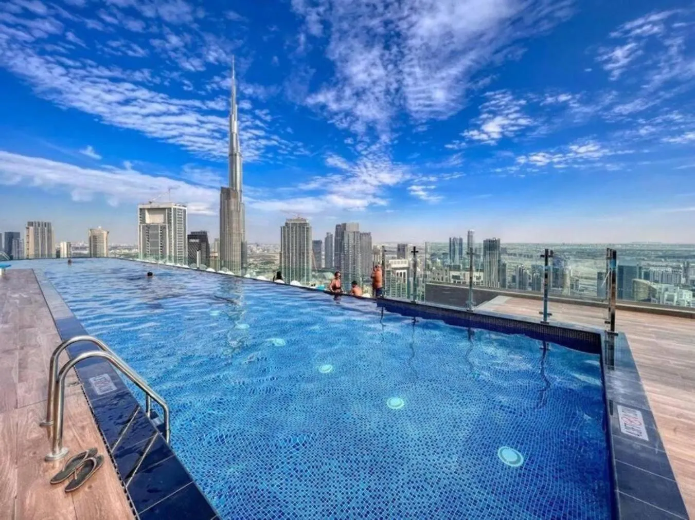 아파트 Paramount Hotel Residence Rooftop Infinity Pool 두바이